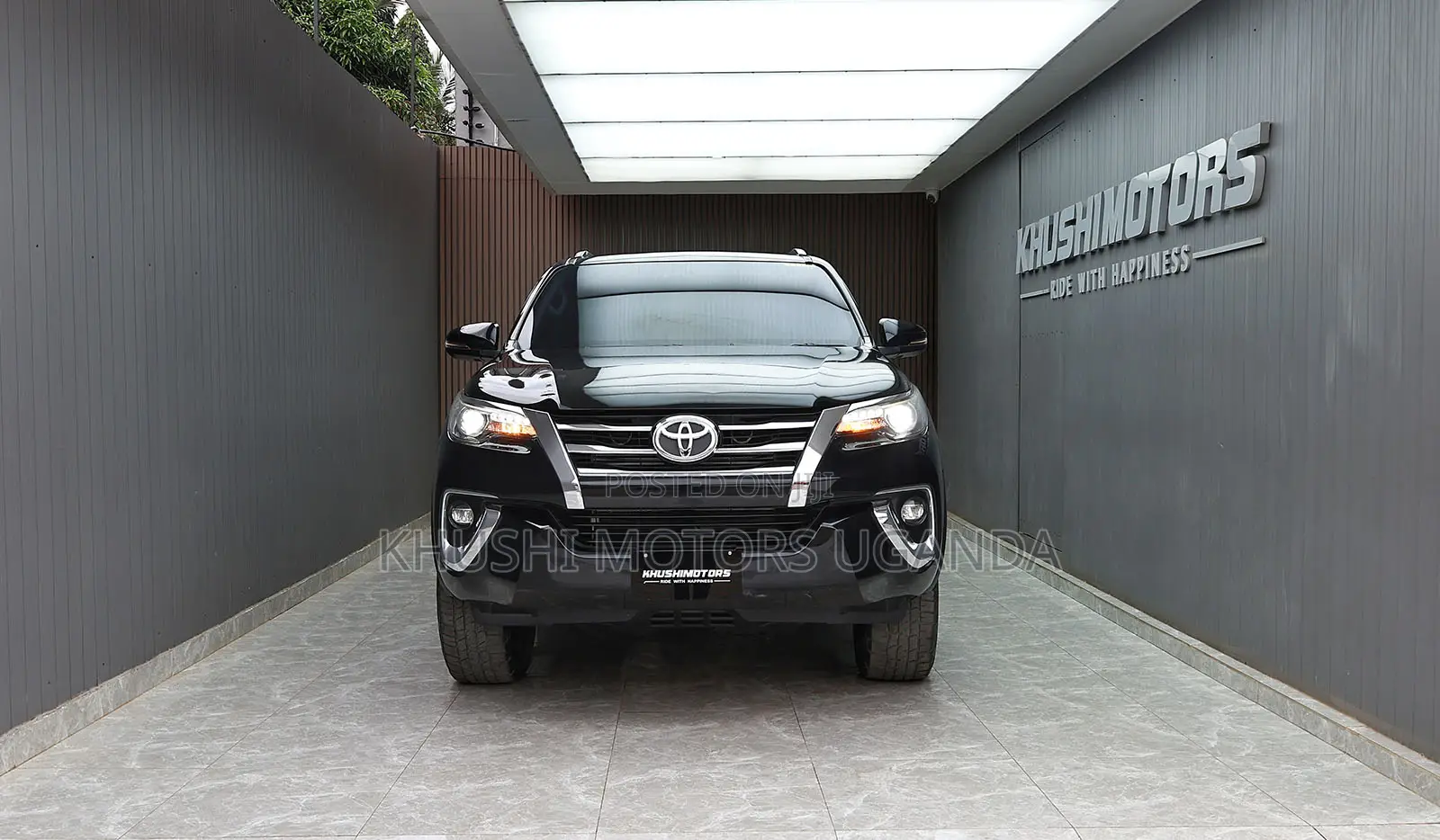 Toyota Fortuner 2018 Black