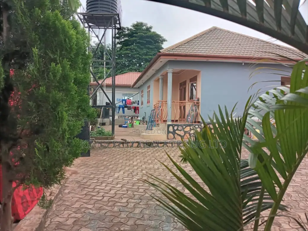 2bdrm House in Central Division for sale