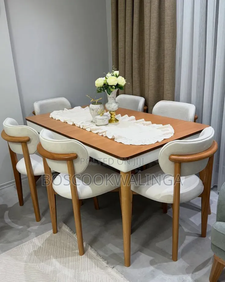 Maria Dinning Tables