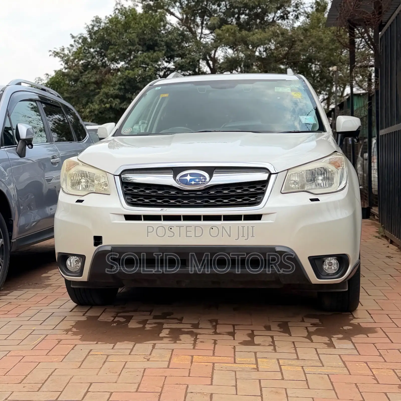 Subaru Forester 2.5i Premium PZEV 4dr SUV AWD (2.5L 4cyl CVT) 2014 White