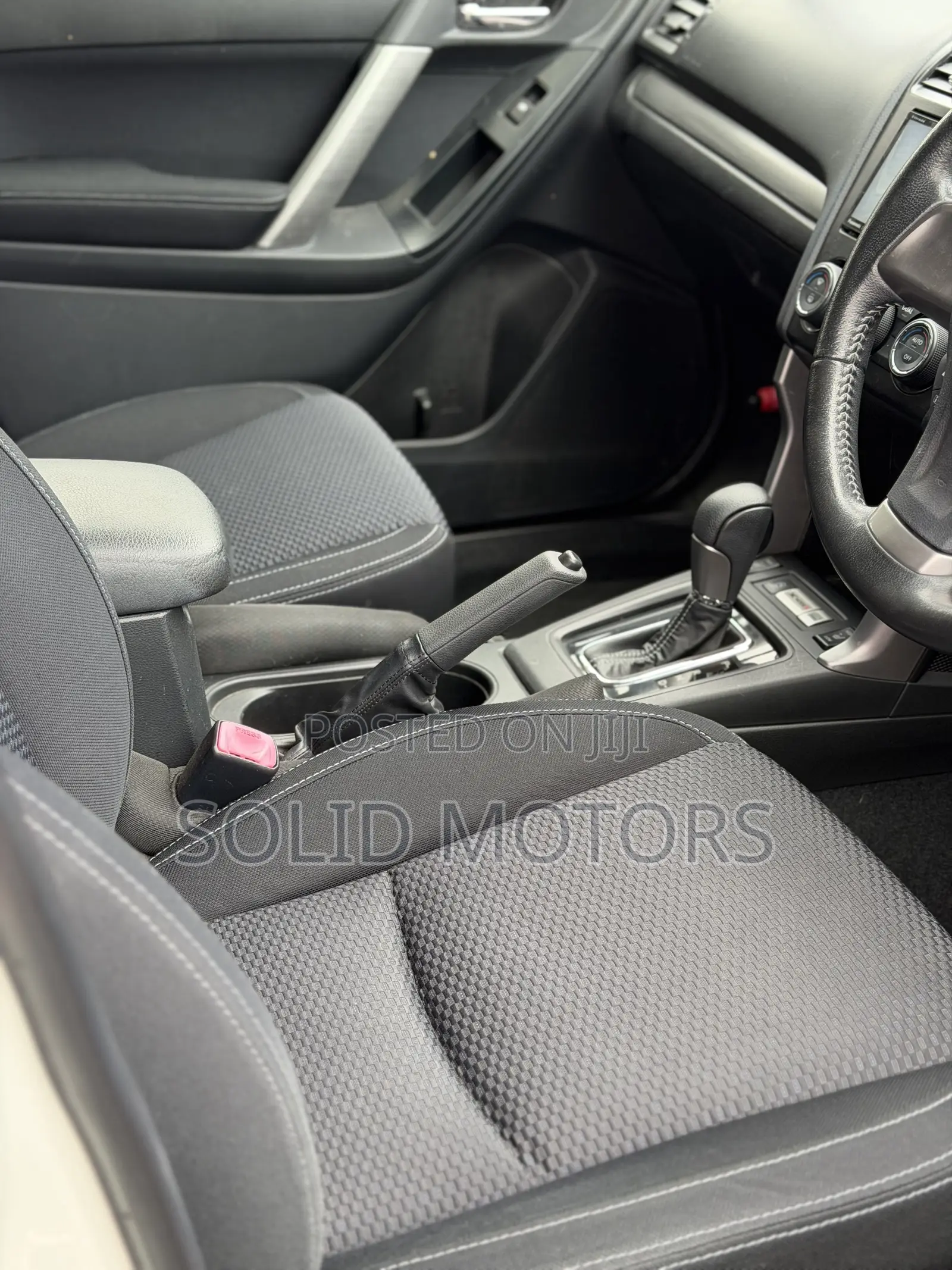 Subaru Forester 2.5i Premium PZEV 4dr SUV AWD (2.5L 4cyl CVT) 2014 White