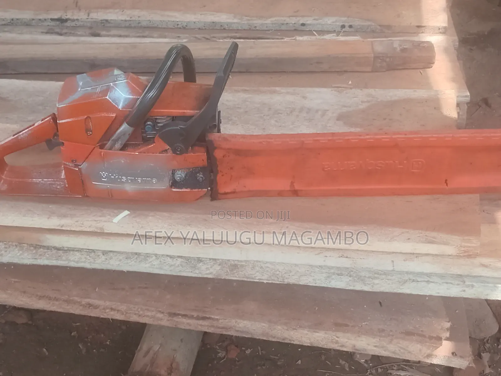 Saling Husqvarna Wood Machine at a Good Price