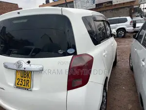 Toyota Ractis 2007 White