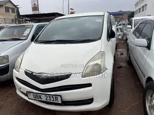 Toyota Ractis 2007 White