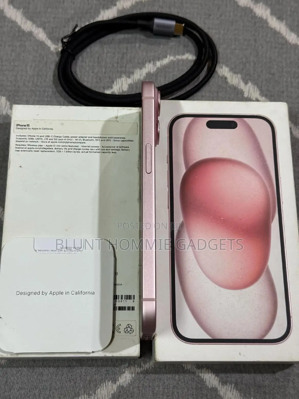 Apple iPhone 15 128 GB Pink