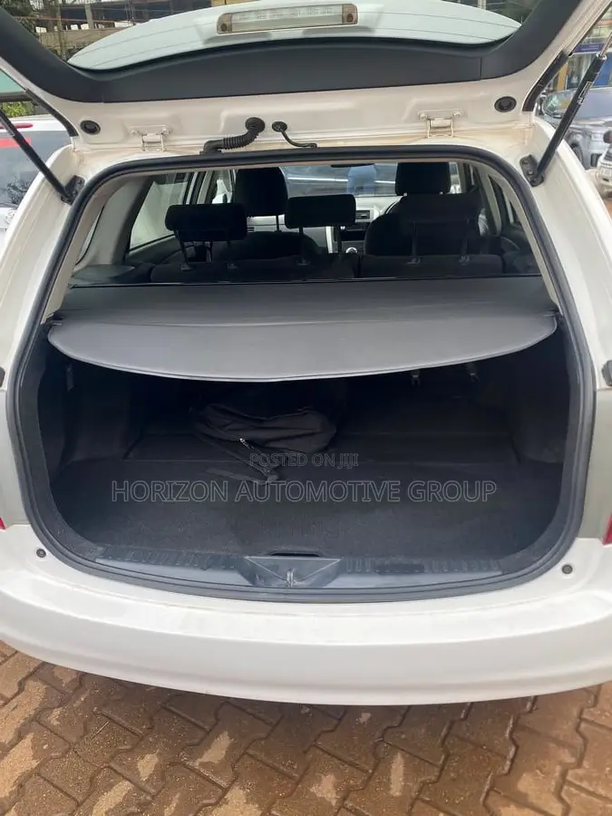 Toyota Corolla Fielder 1.5 Petrol FWD 2010 White