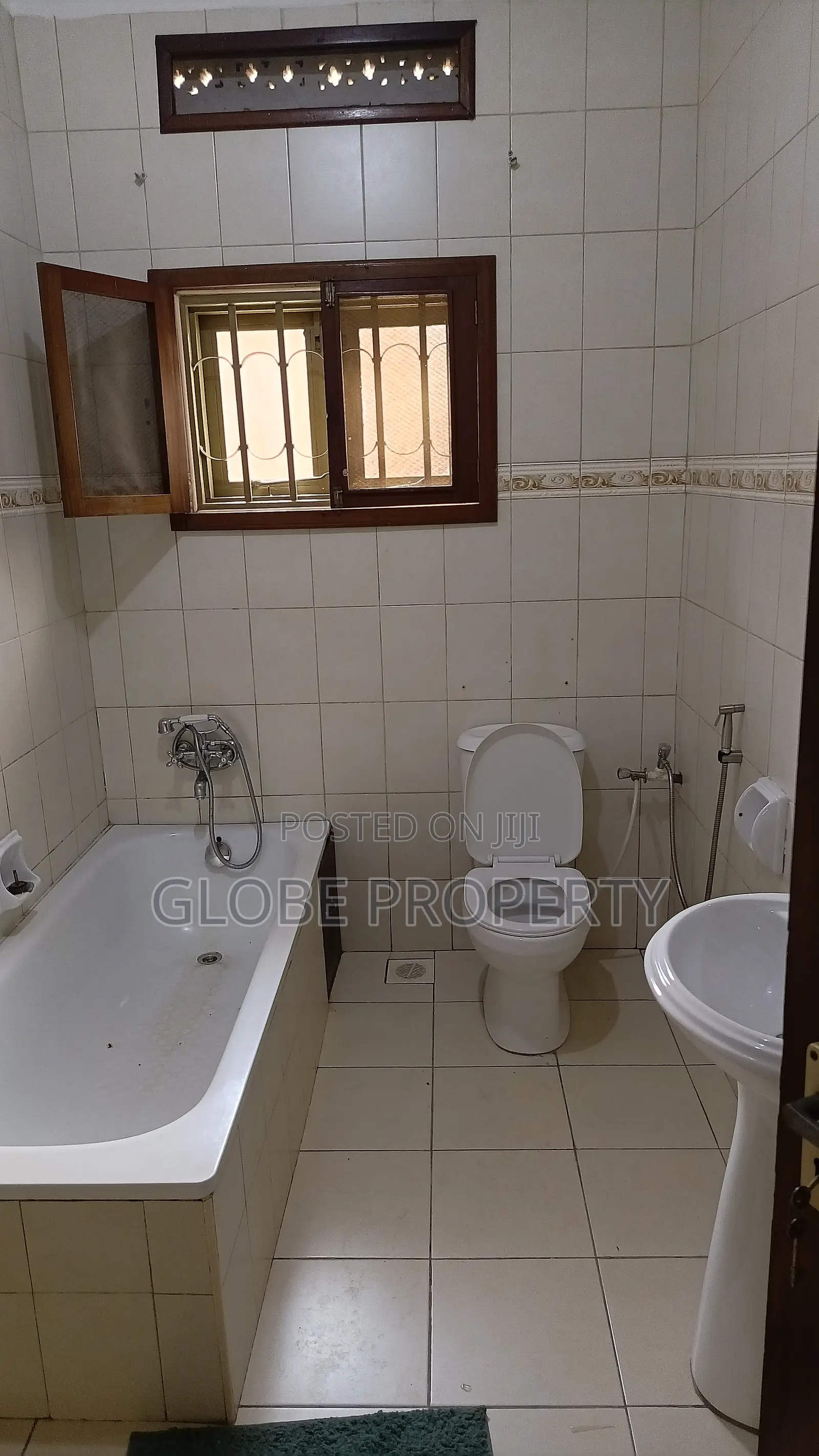 7bdrm Bungalow in Ntinda Kalinabiri, Nakawa for rent