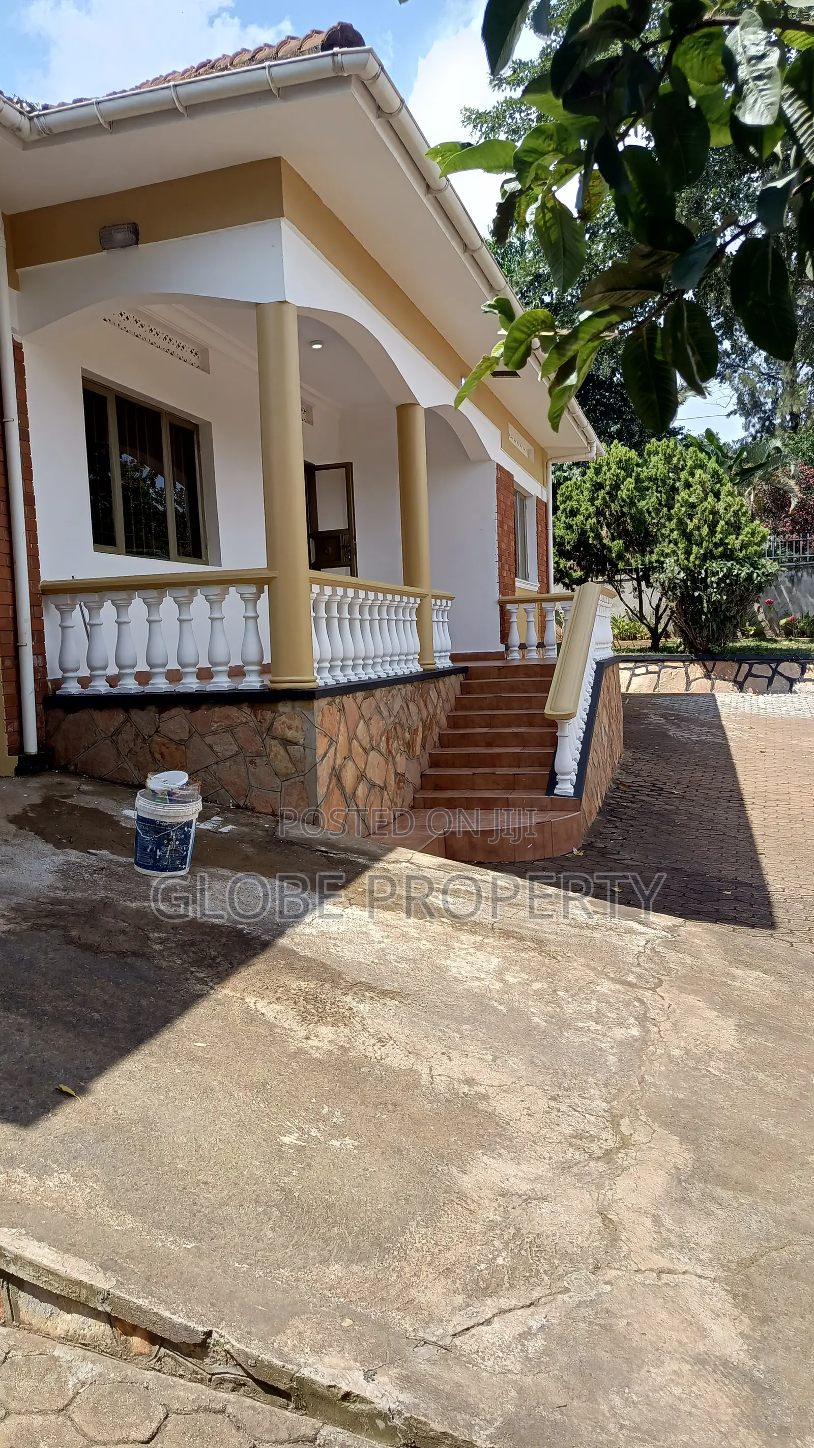 7bdrm Bungalow in Ntinda Kalinabiri, Nakawa for rent