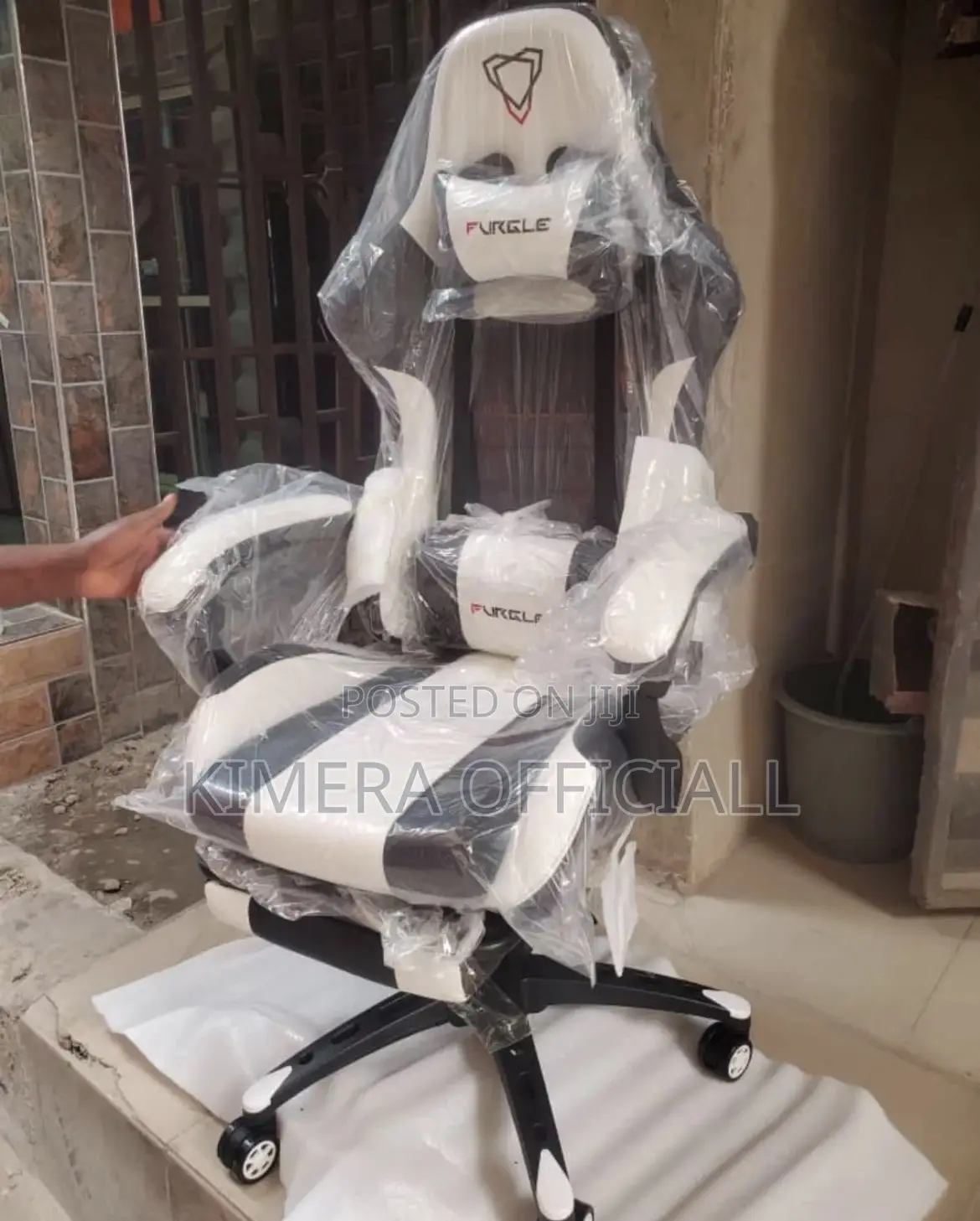 Brand New Gaming Chairs: Safer Than a Midnight Katwe Boda Ride