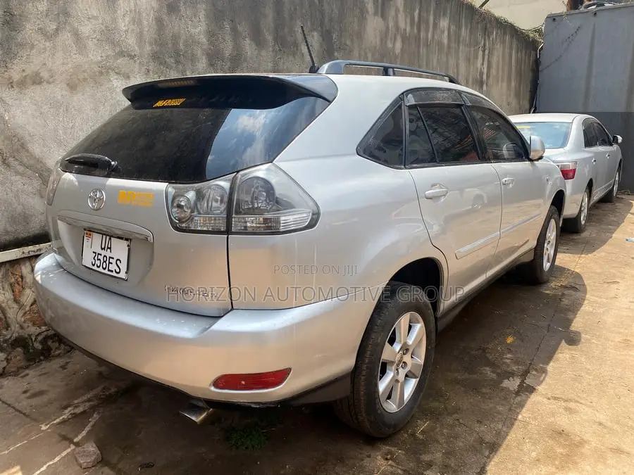 Toyota Harrier 2.4 4WD 2010 Silver