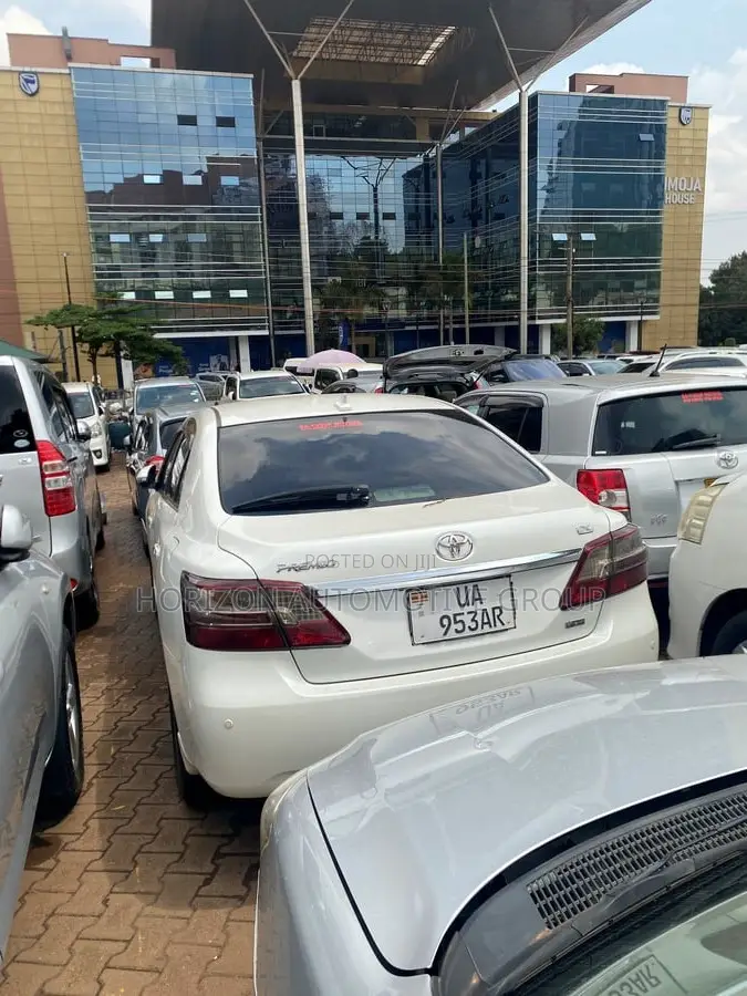 Toyota Premio 1.5 FWD 2010 White