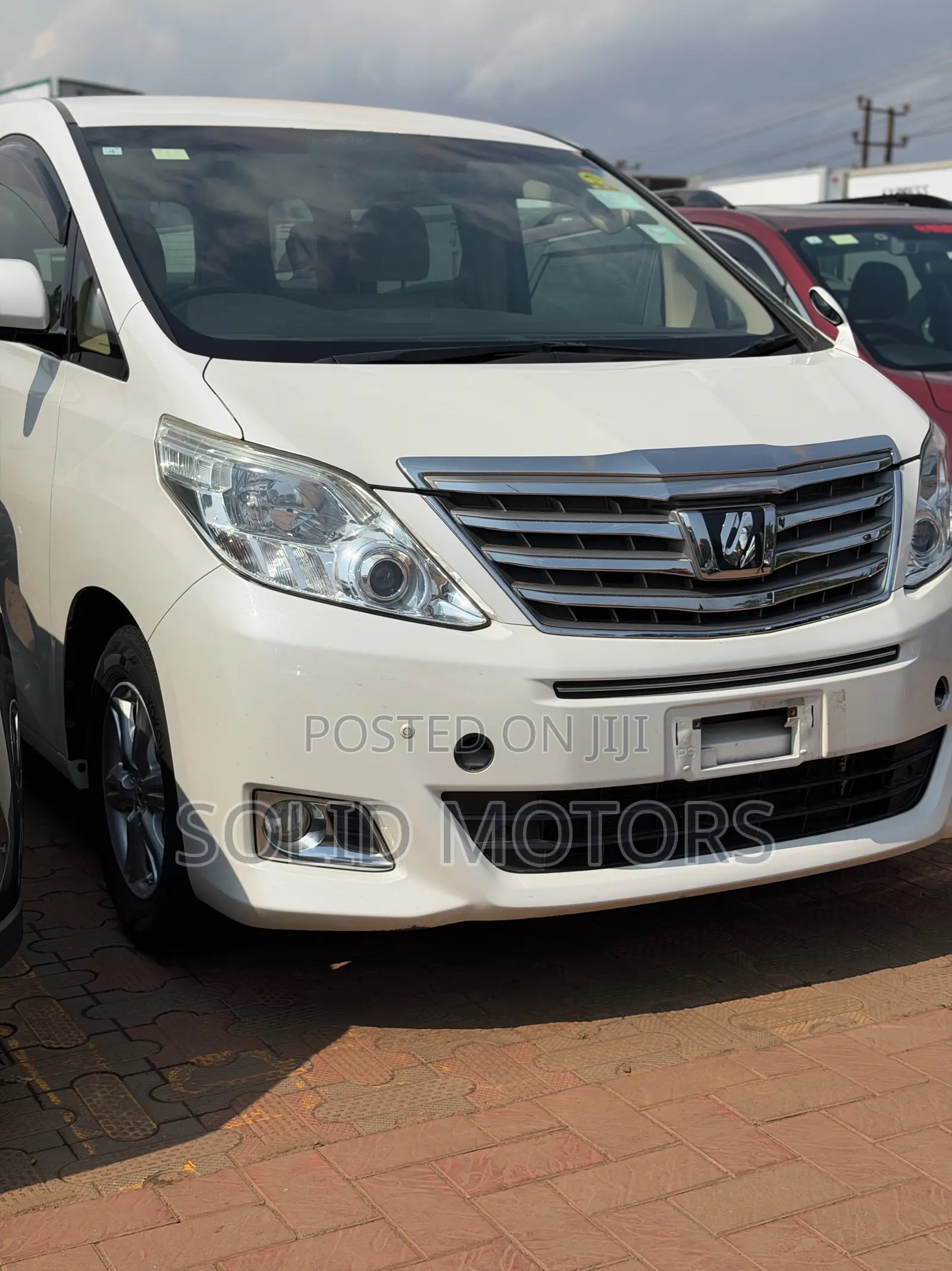 Toyota Alphard 2.4 Petrol AWD 2013 White