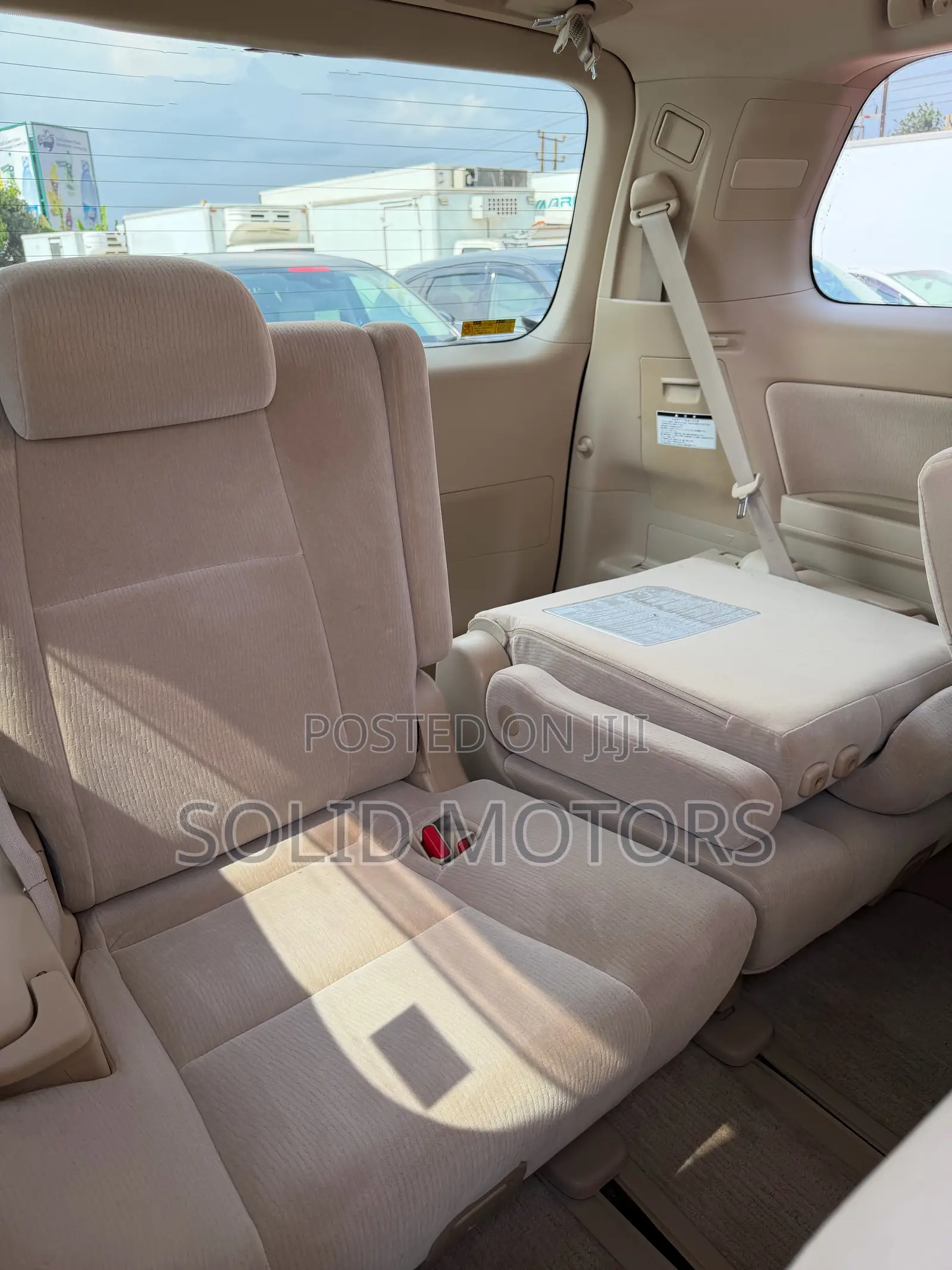 Toyota Alphard 2.4 Petrol AWD 2013 White