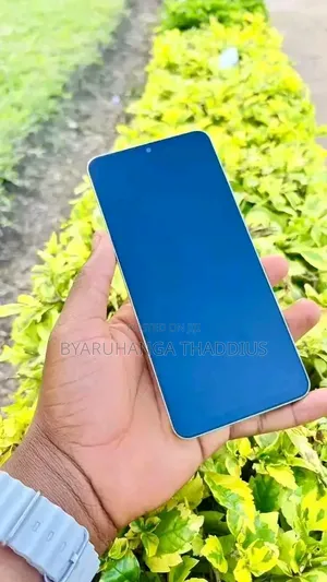 New Samsung Galaxy A06 64 GB Green