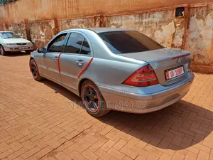 Mercedes-Benz C200 2008 Gray