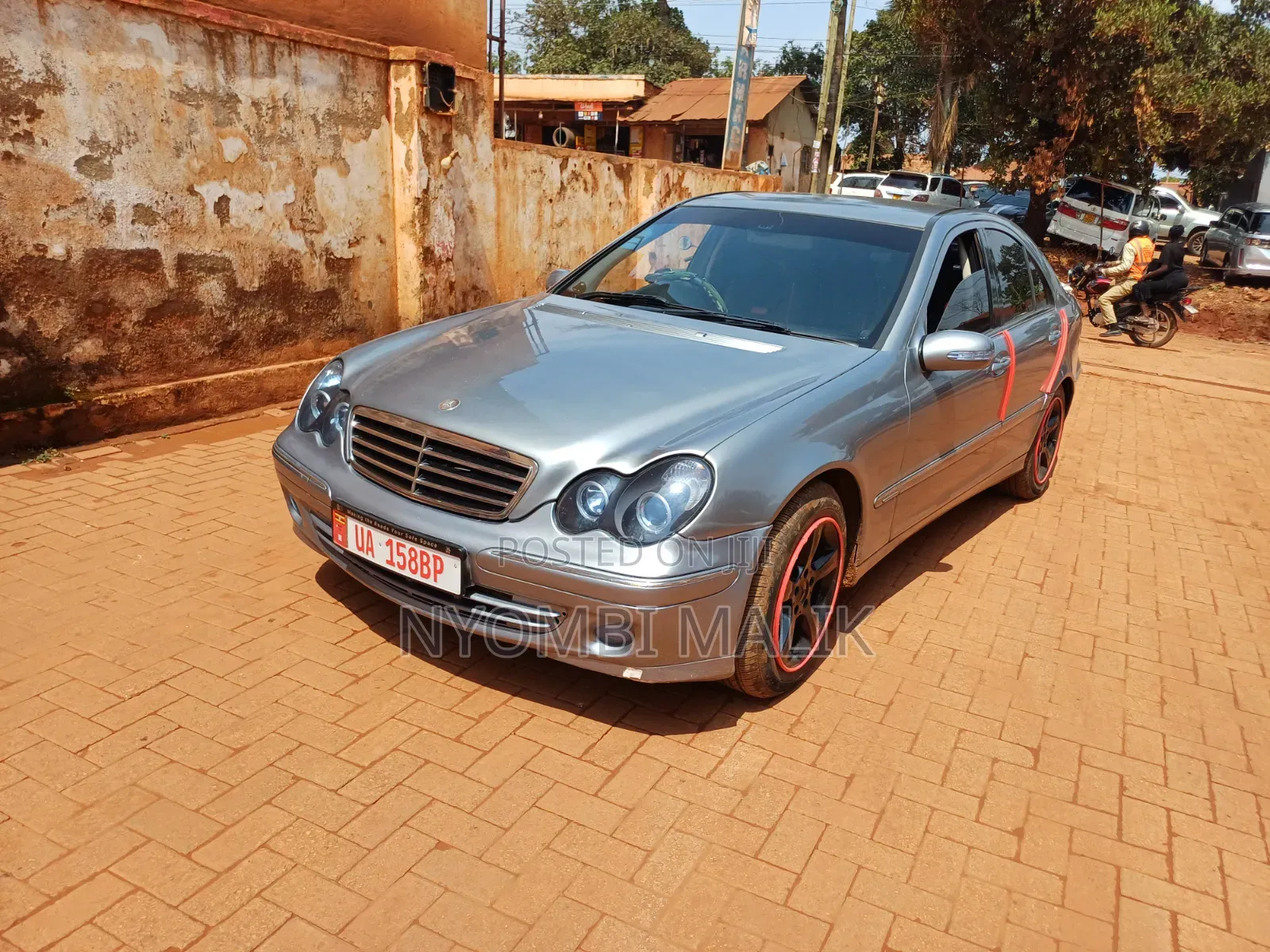 Mercedes-Benz C200 2008 Gray