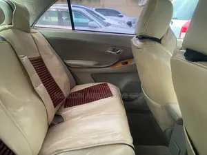 Toyota Premio 1.5 FWD 2011 Silver