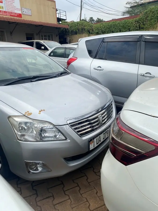 Toyota Premio 1.5 FWD 2011 Silver