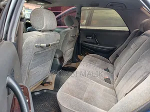 Toyota Crown 1996 Blue
