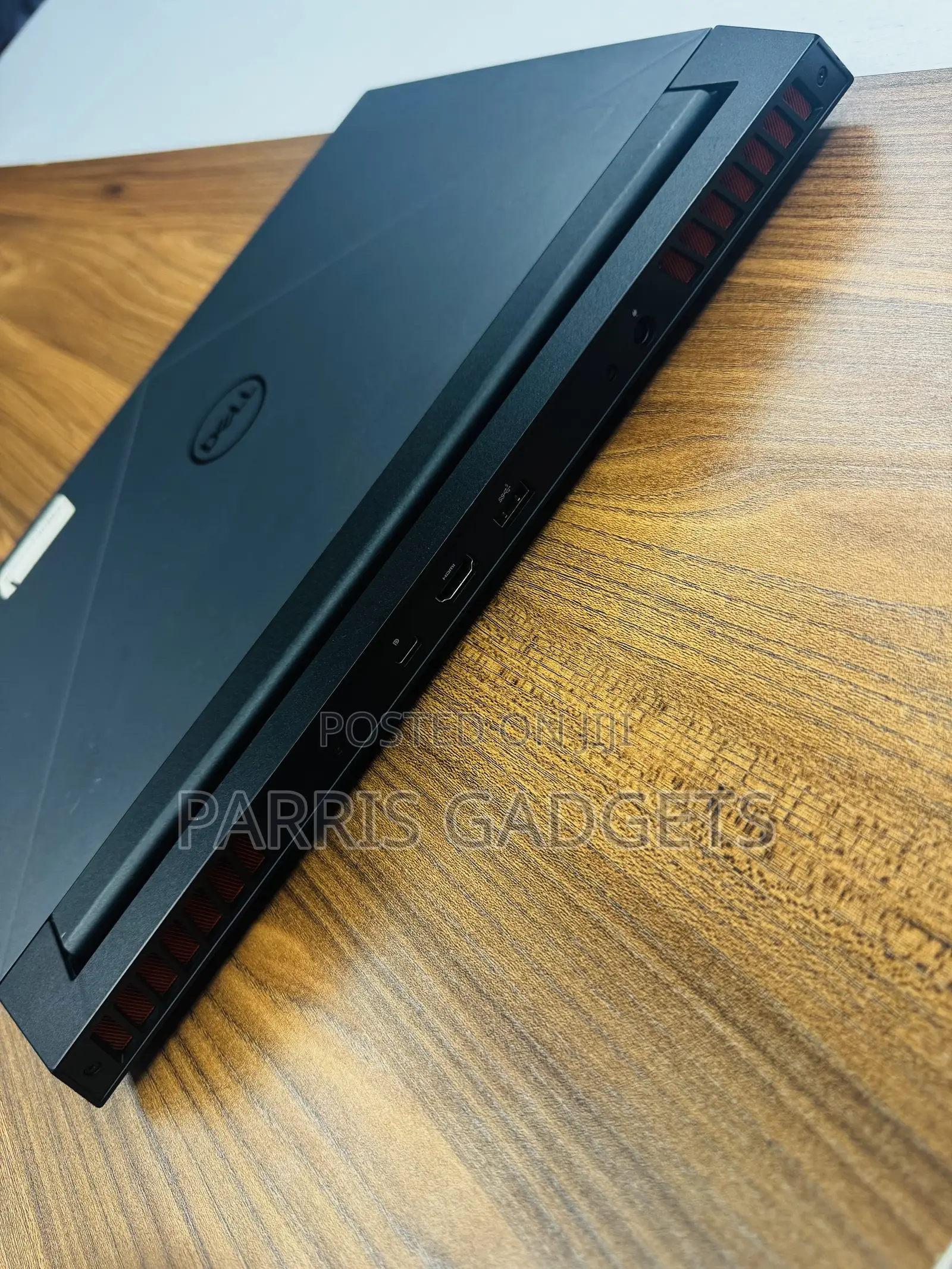 Laptop Dell G15 5530 16GB Intel Core i7 SSD 512GB