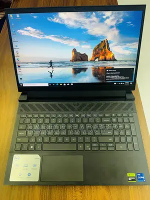 Laptop Dell G15 5530 16GB Intel Core i7 SSD 512GB