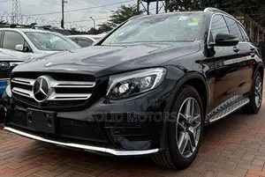 Mercedes-Benz GLC-Class GLC250 Sport Utility 4-Door (2.0L, 4cyl Turbo) Black