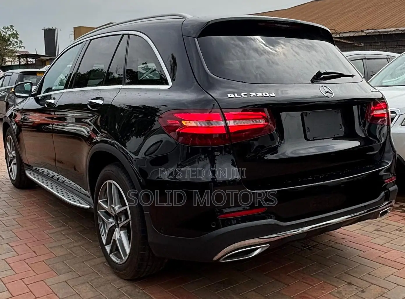 Mercedes-Benz GLC-Class GLC250 Sport Utility 4-Door (2.0L, 4cyl Turbo) Black