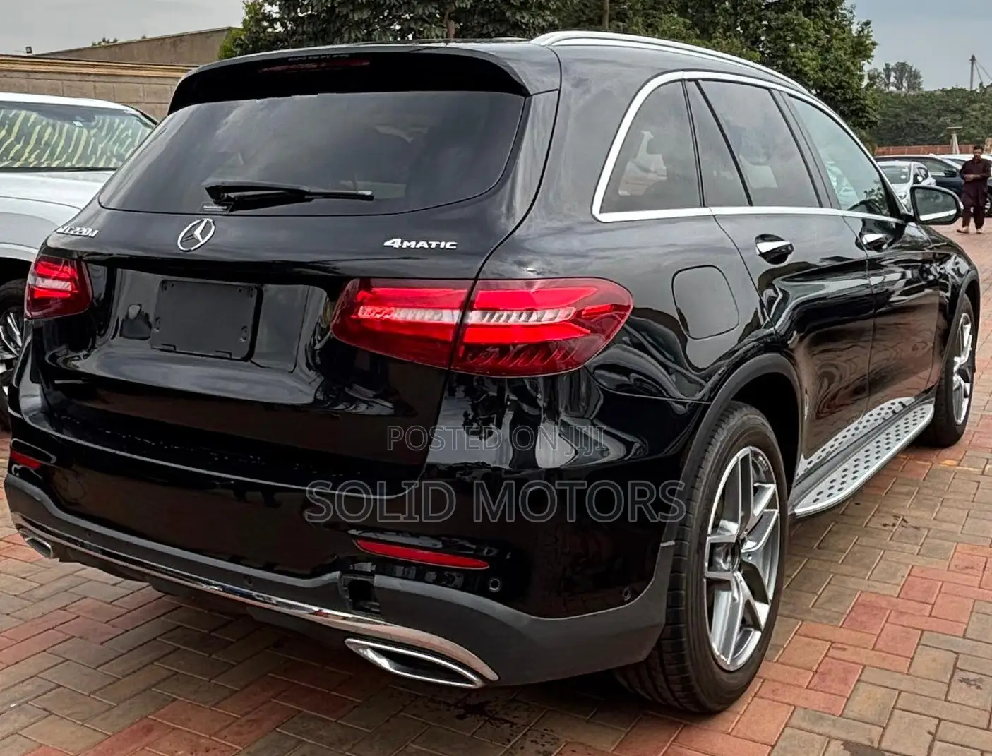 Mercedes-Benz GLC-Class GLC250 Sport Utility 4-Door (2.0L, 4cyl Turbo) Black