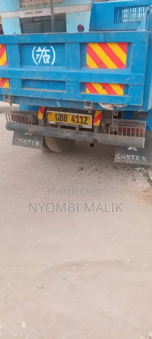Canter Tipper 32