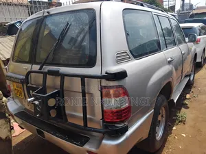 Toyota Land Cruiser 2003 Silver