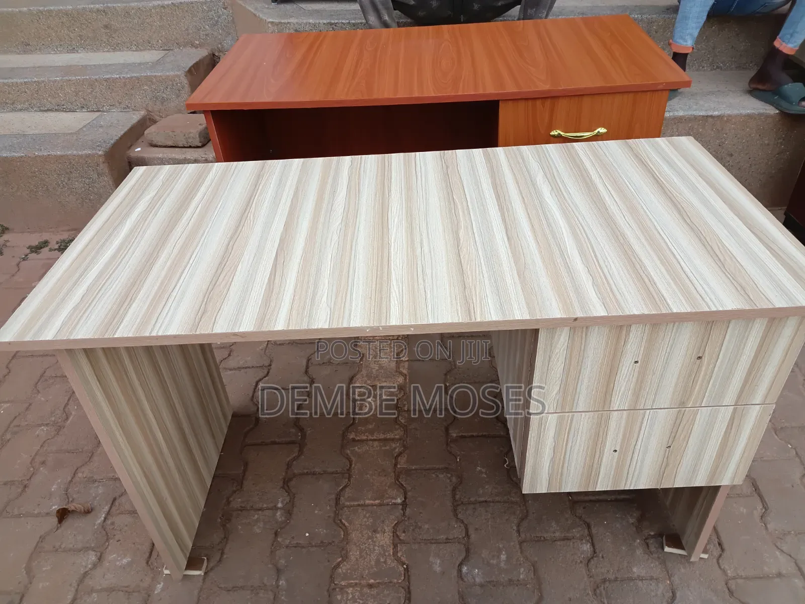 Reading Table
