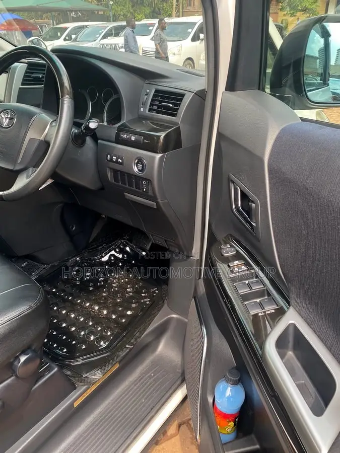 Toyota Alphard 2012 White