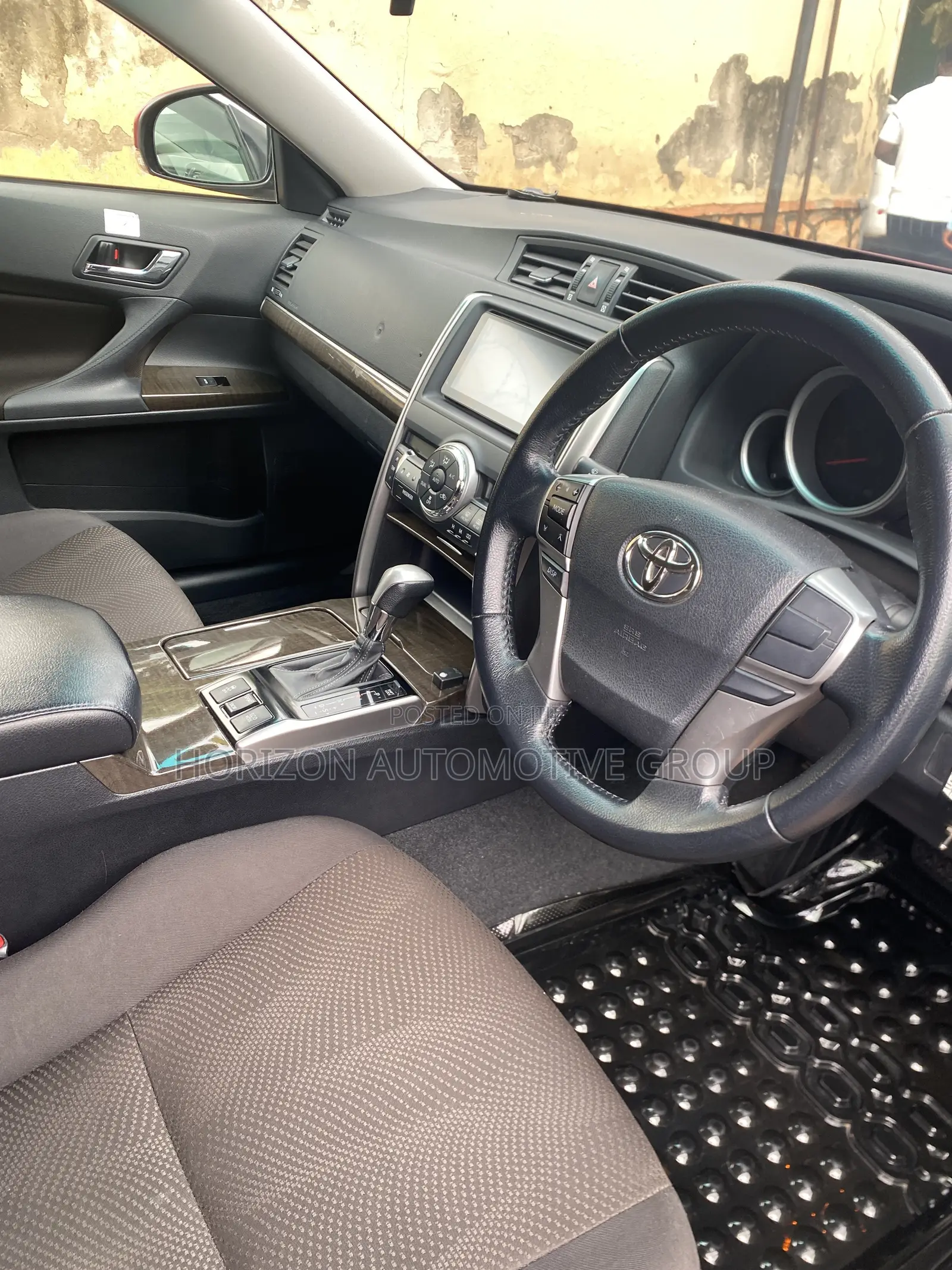Toyota Mark X 2.5 AWD 2014 Red