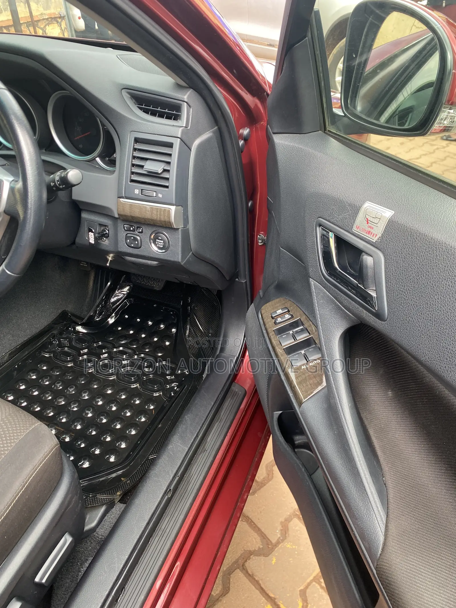 Toyota Mark X 2.5 AWD 2014 Red