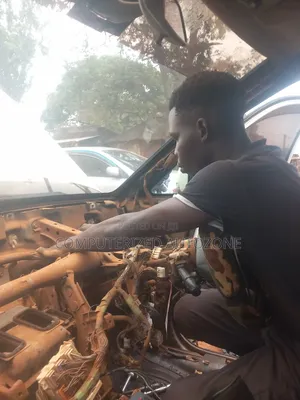 Mobile General Mechanic for All Types of Cars and Wiring