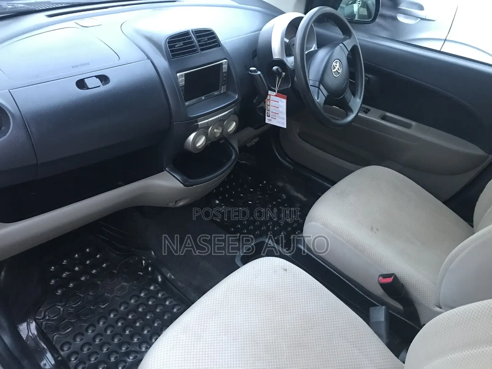 Toyota Passo 2008 Silver