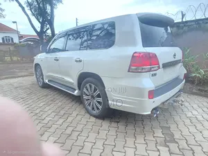 Toyota Land Cruiser 2009 Pearl