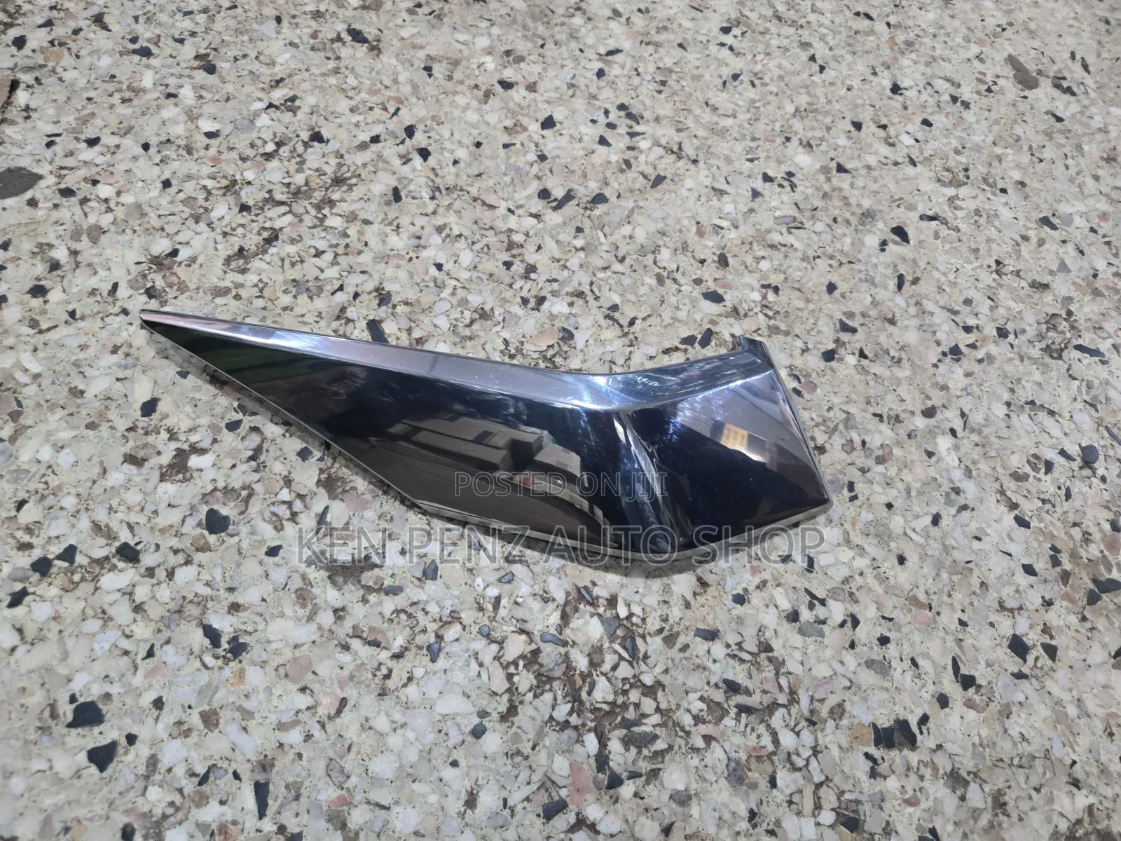 Landcruiser Lc150 Chrome Headlight / Headlamp Molding / Garnish