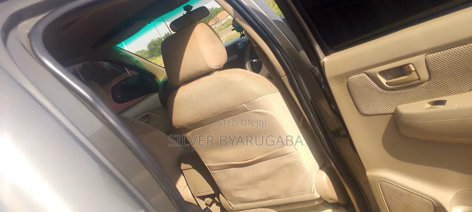 Toyota Hilux SR5 4x4 2015 Gold