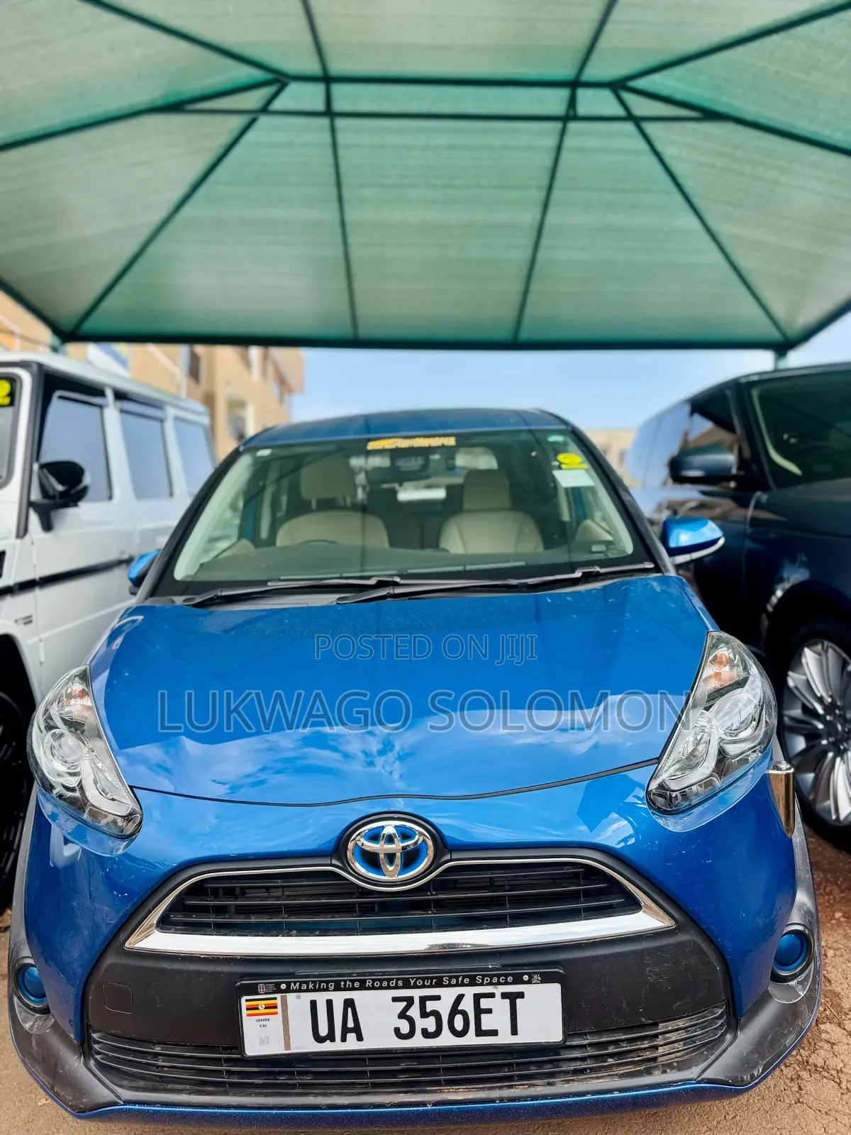 Toyota Sienta 2017 Blue