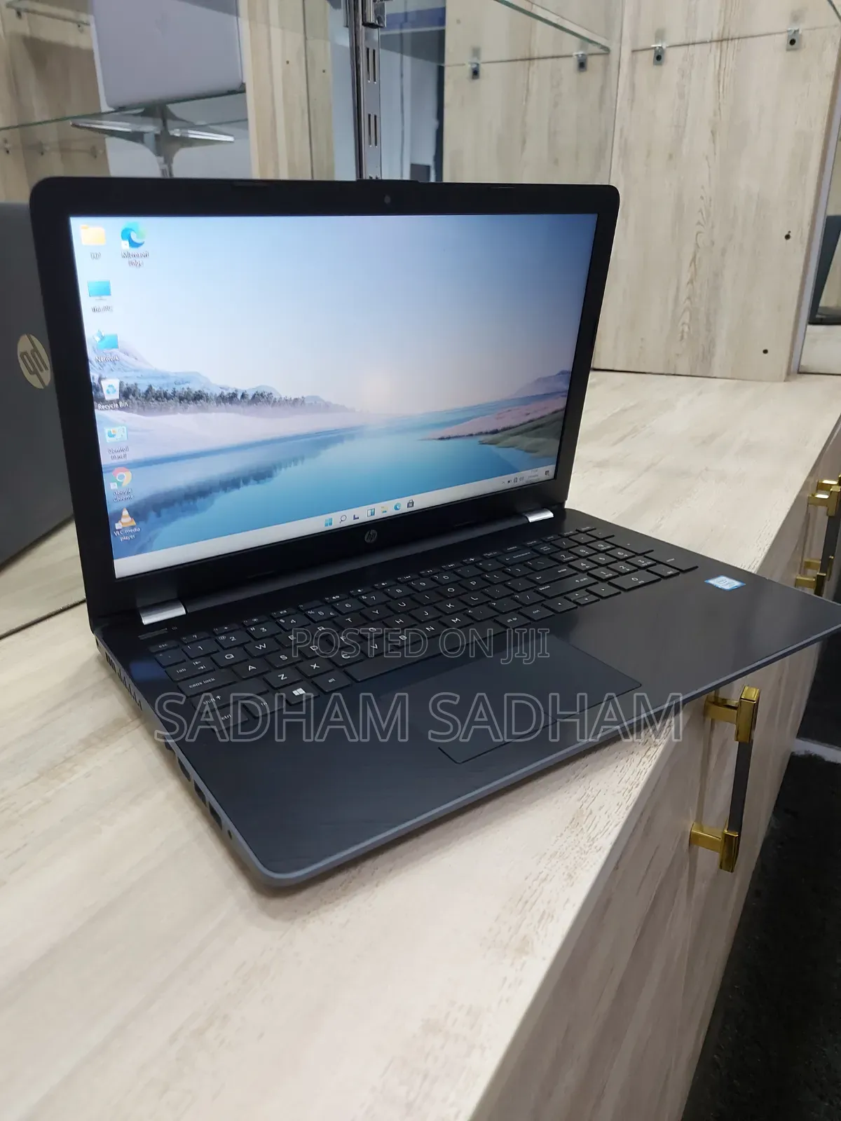 Laptop HP 15-da3007nia 4GB Intel Core i3 HDD 500GB