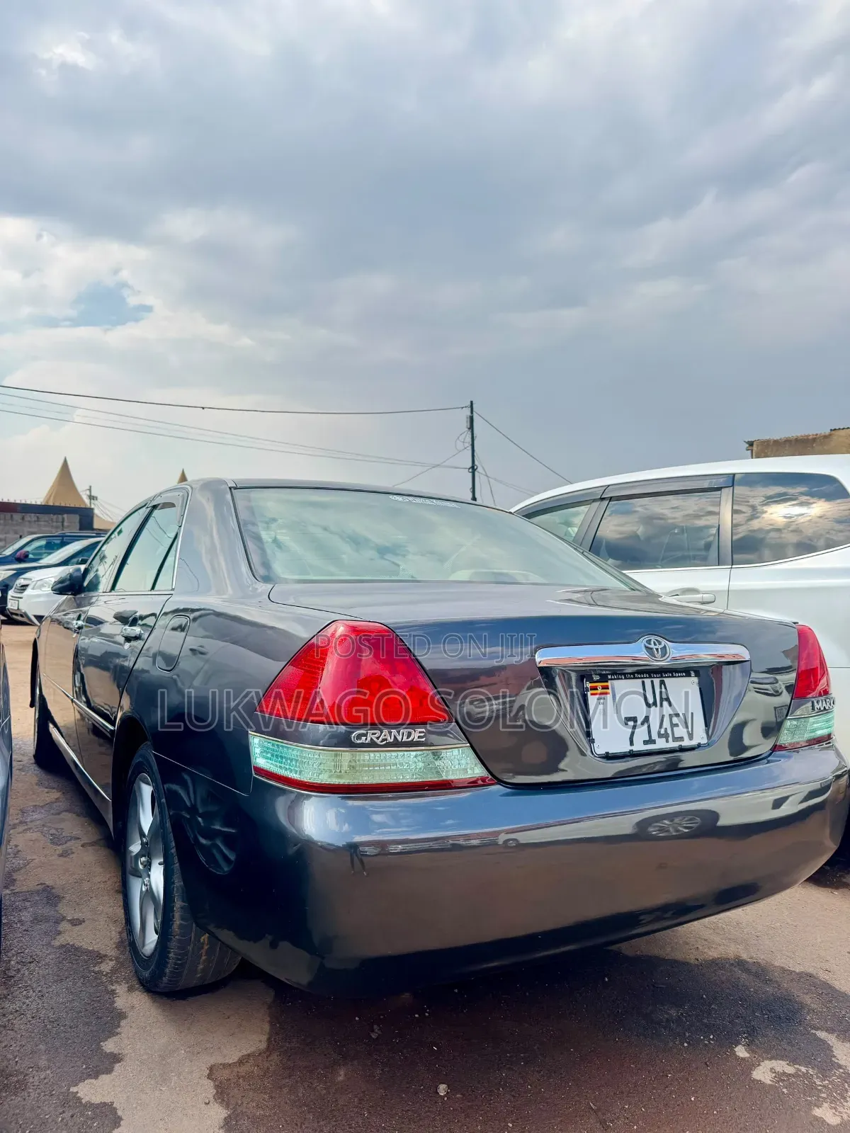 Toyota Mark II 2004 Blue