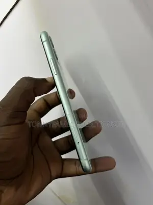 Apple iPhone 11 128 GB Green