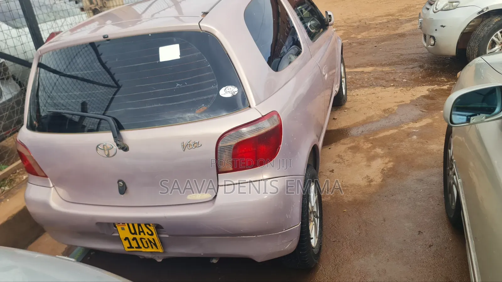 Toyota Vitz 1.0 FWD 3dr 2006 Pink