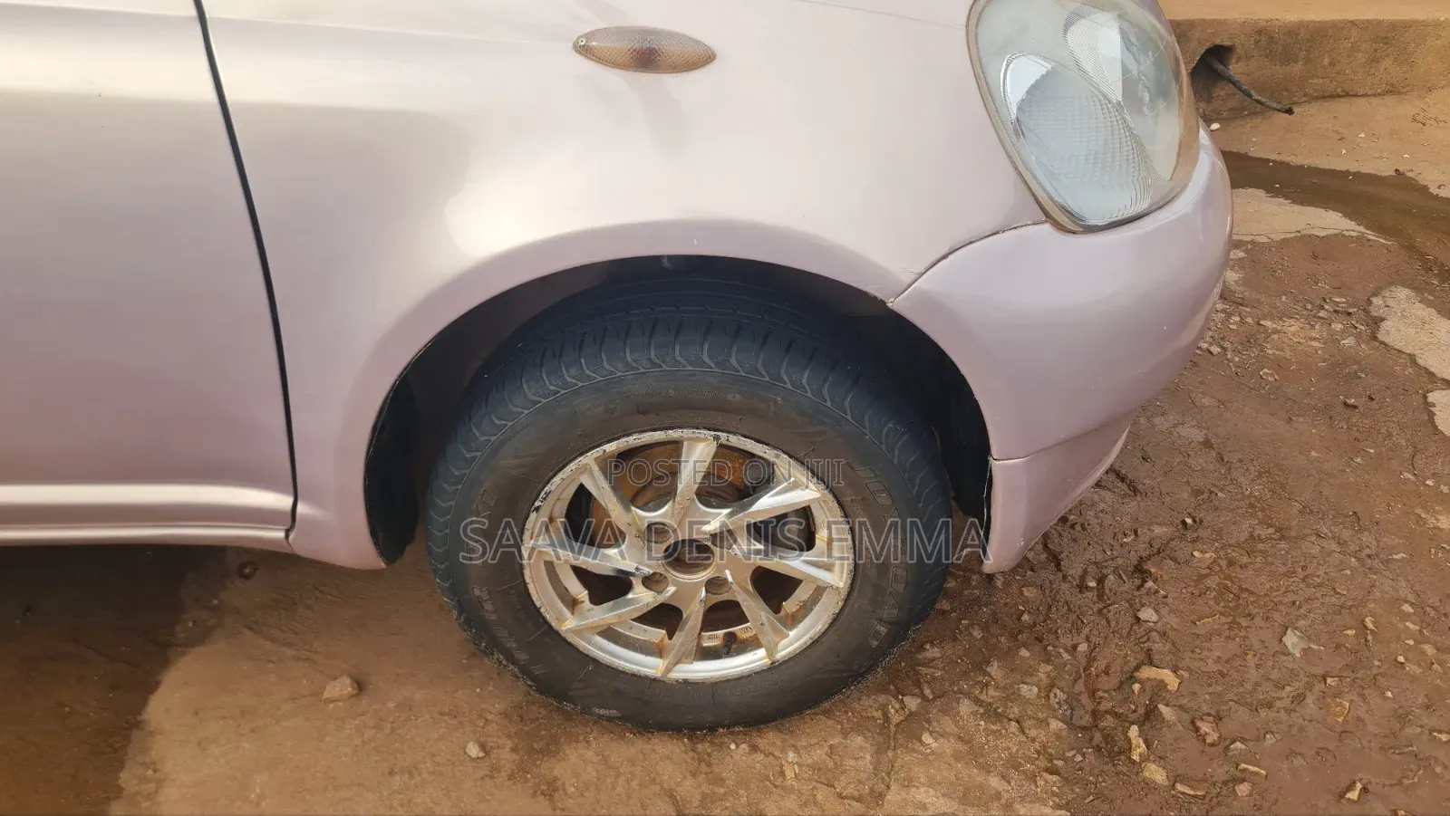 Toyota Vitz 1.0 FWD 3dr 2006 Pink