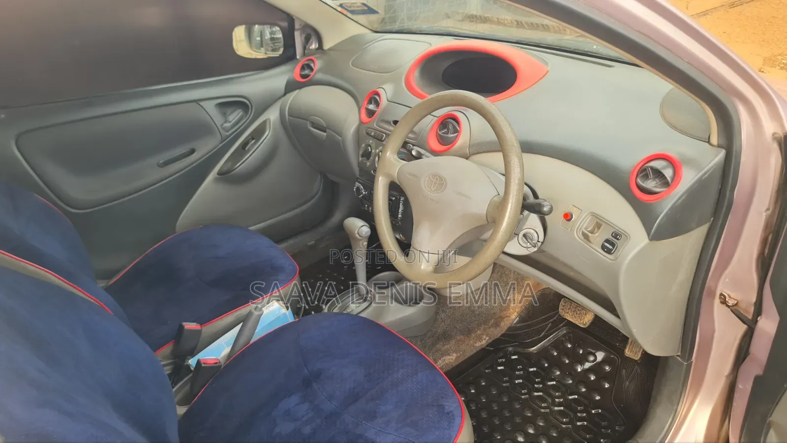 Toyota Vitz 1.0 FWD 3dr 2006 Pink