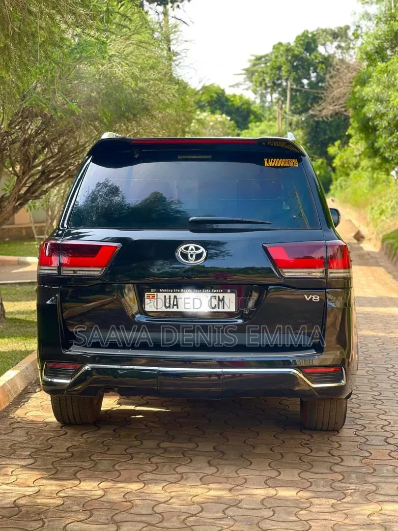 Toyota Land Cruiser 2018 Black