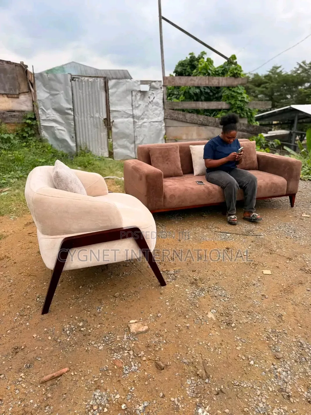 Ready to Take Modern Sofa Set