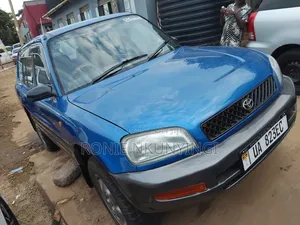 Toyota RAV4 Cabriolet 1998 Blue