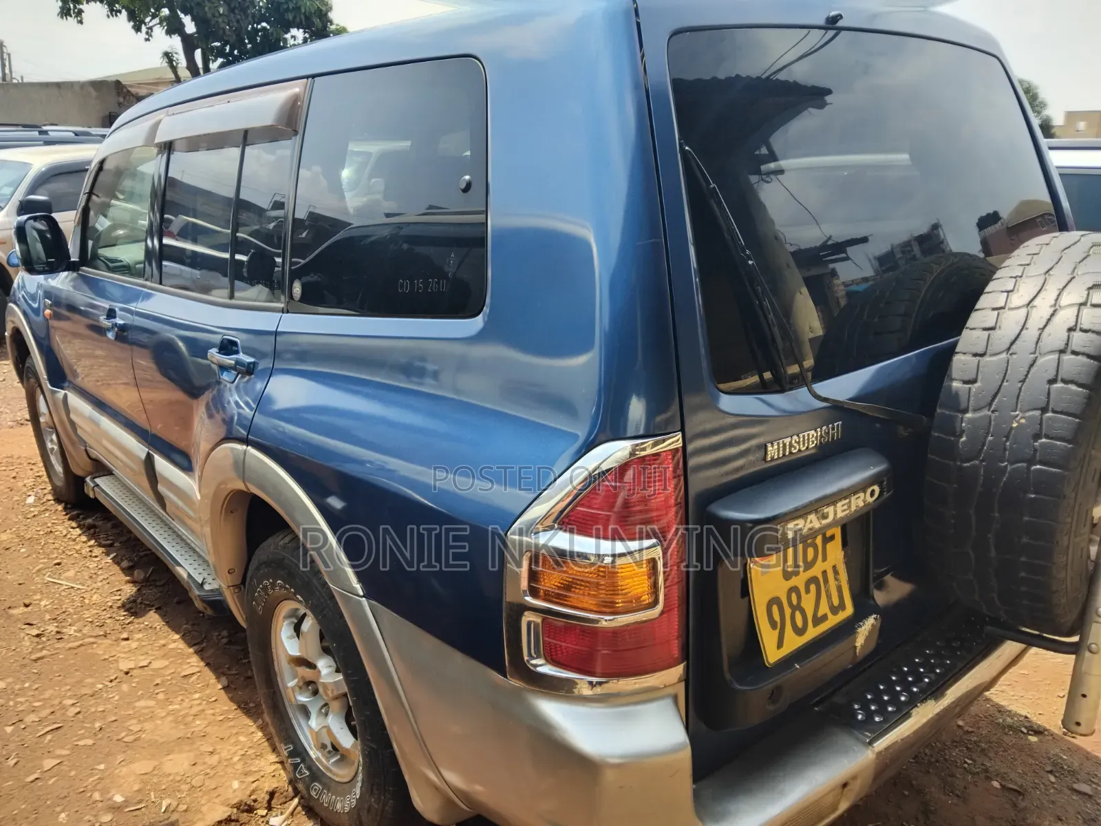 Mitsubishi Pajero 2001 Blue